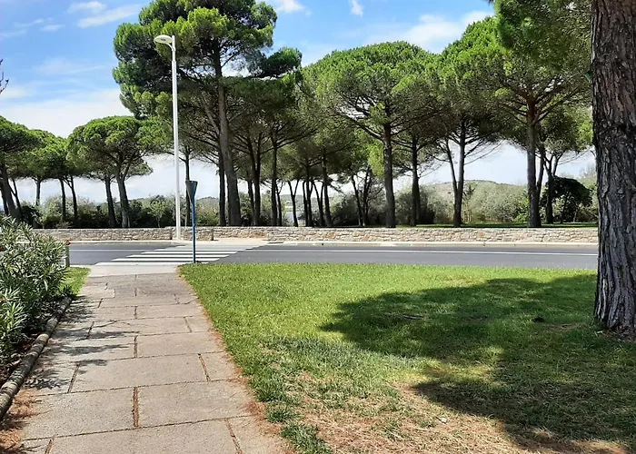 Entre Port Et Village