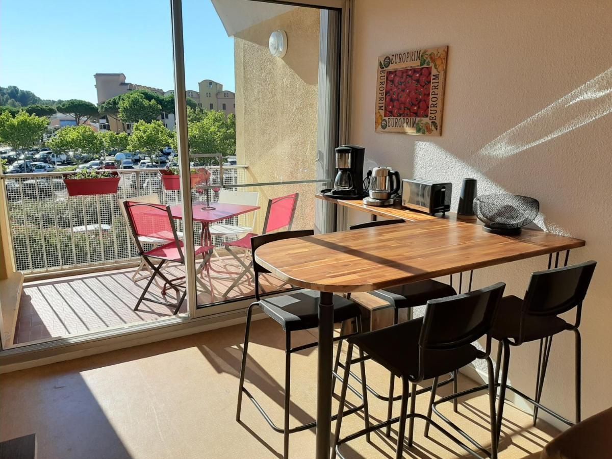 Apartment Entre Port Et Village